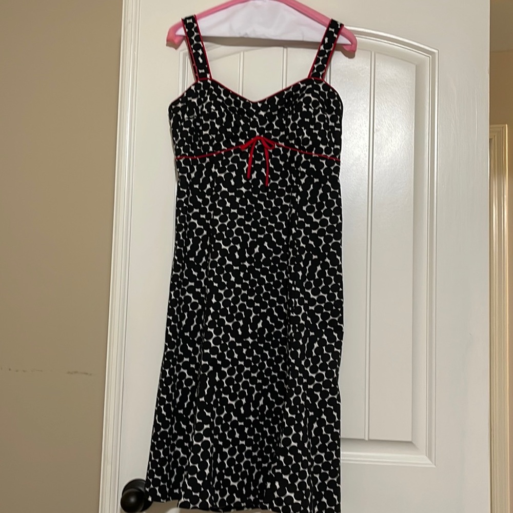 R&K sleeveless dress with adjustable straps. New never worn.